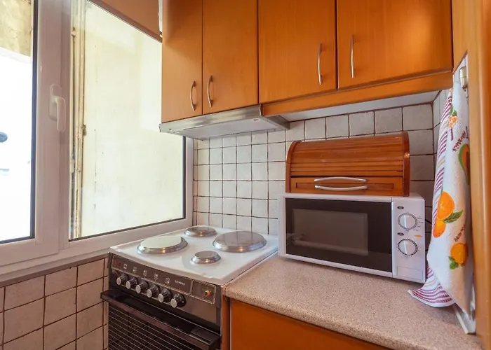 Menis * سالونيك